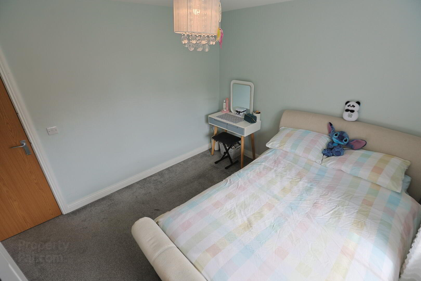14 Roes Hill 55 of 68
