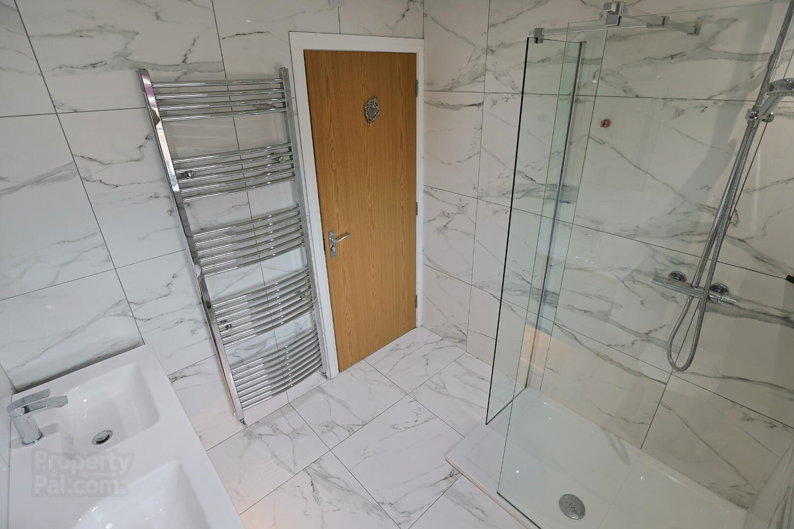 14 Roes Hill 42 of 68