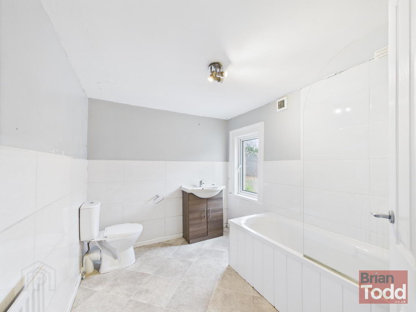 35 Kitcheners Avenue 6 of 14