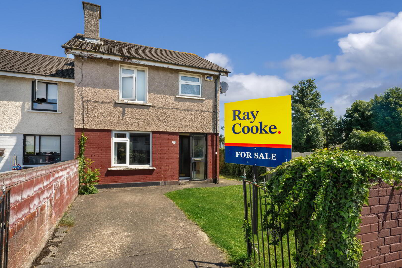 37 Oldchurch Crescent 1 of 24