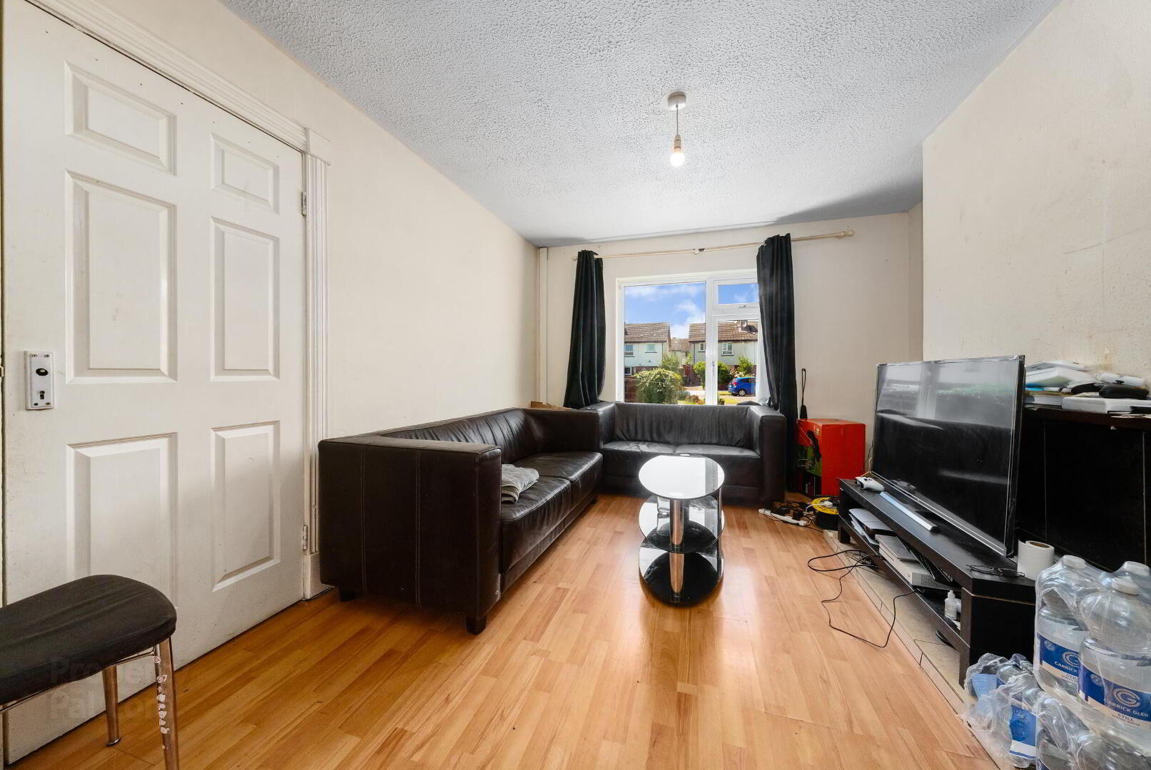37 Oldchurch Crescent 6 of 24