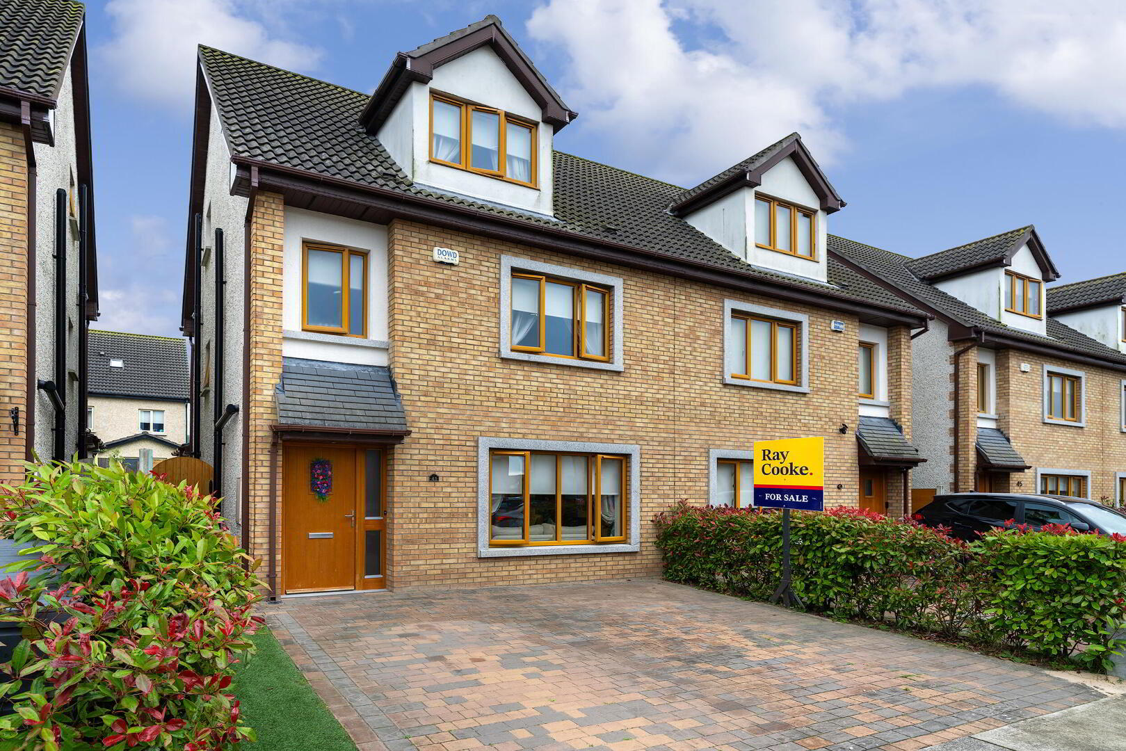 41 Broadfield Drive 1 of 32