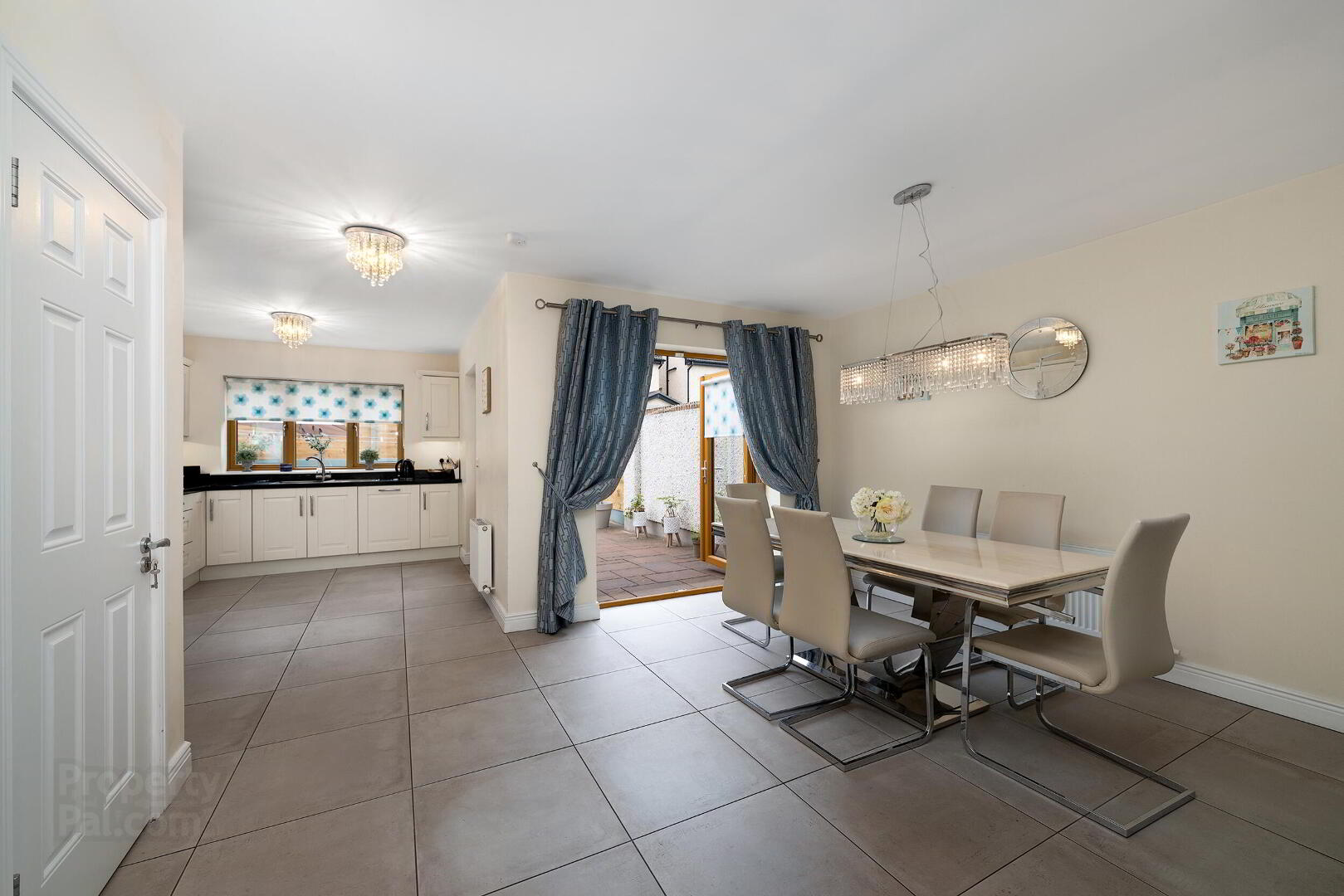41 Broadfield Drive 12 of 32