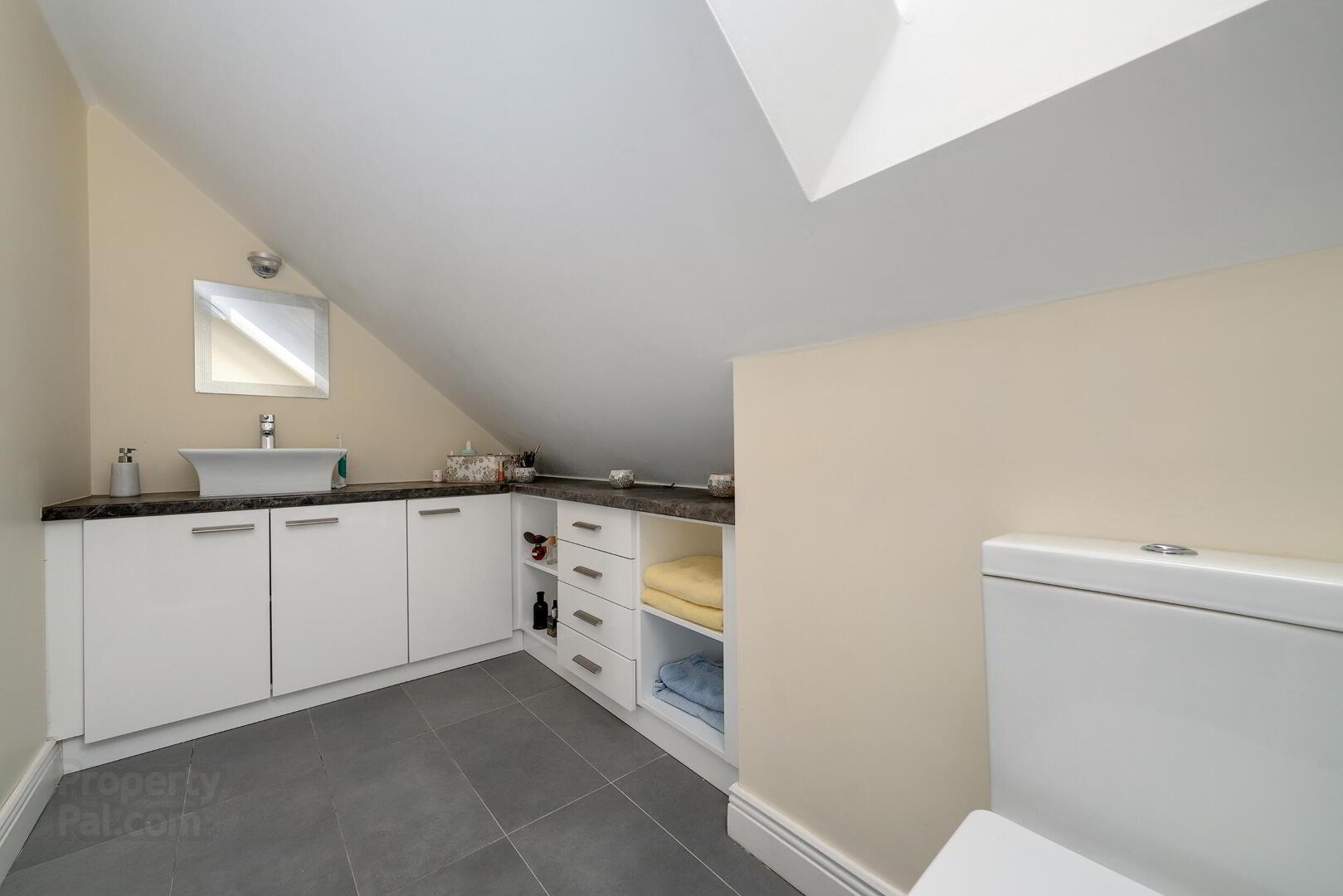 41 Broadfield Drive 26 of 32