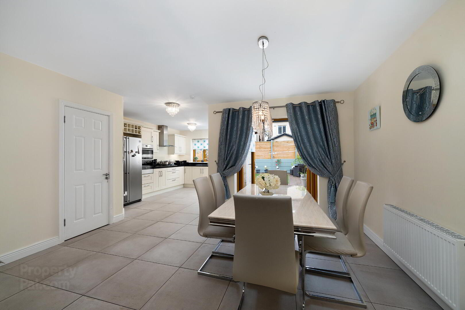 41 Broadfield Drive 7 of 32