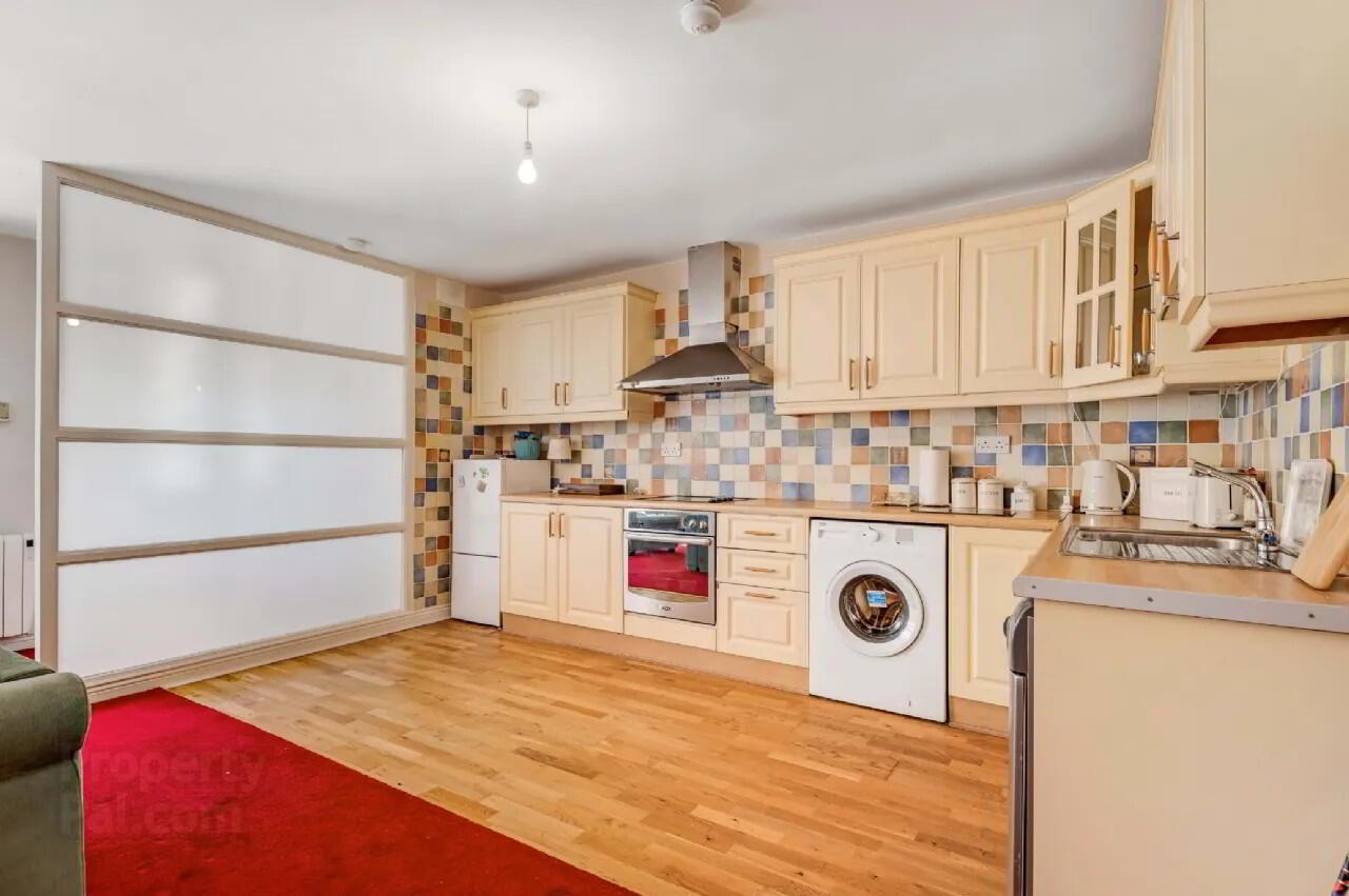 3 Fortune Court 6 of 19