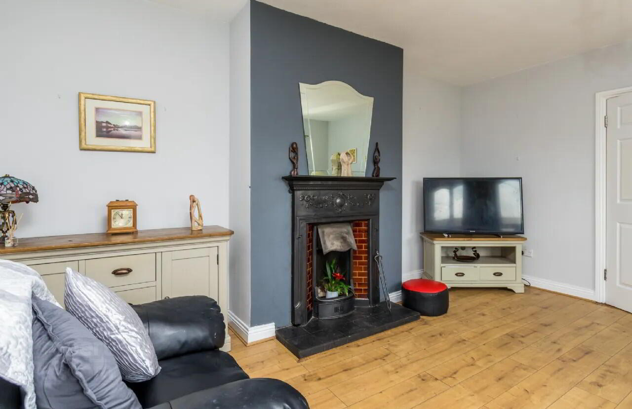 property description image