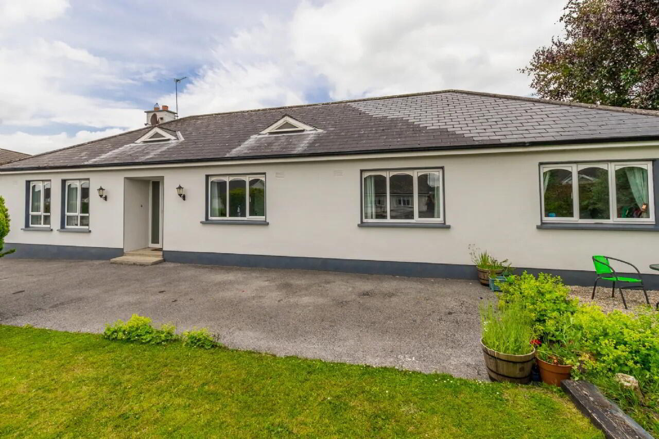 72 Hawthorn Drive 22 of 32