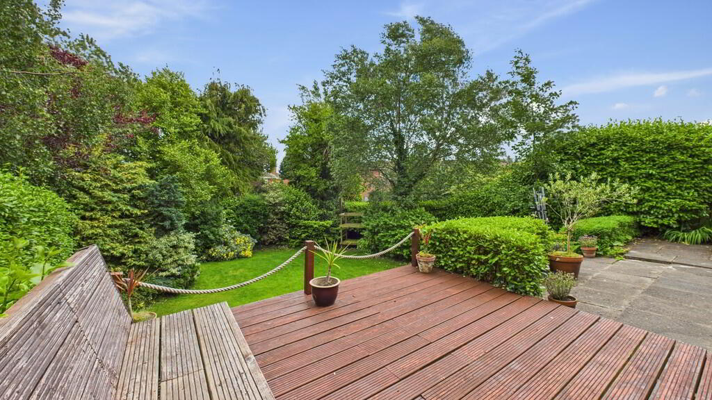 7 Ardmillan Gardens 24 of 27