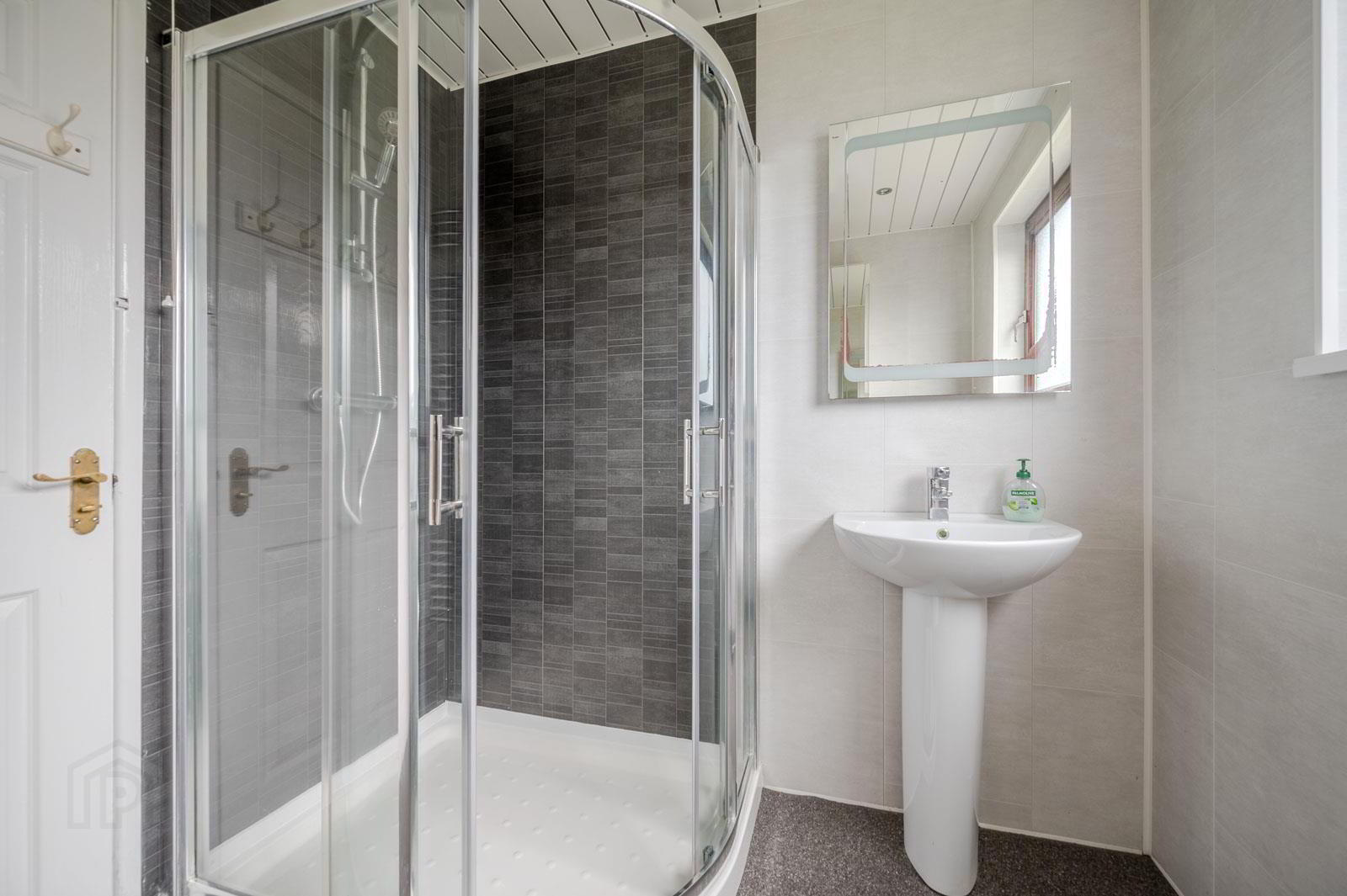 13 Ardmore Road 18 of 23