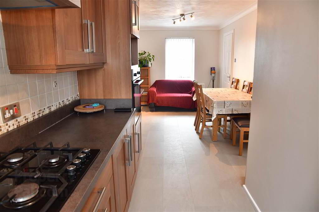 26 Larne Street 13 of 37