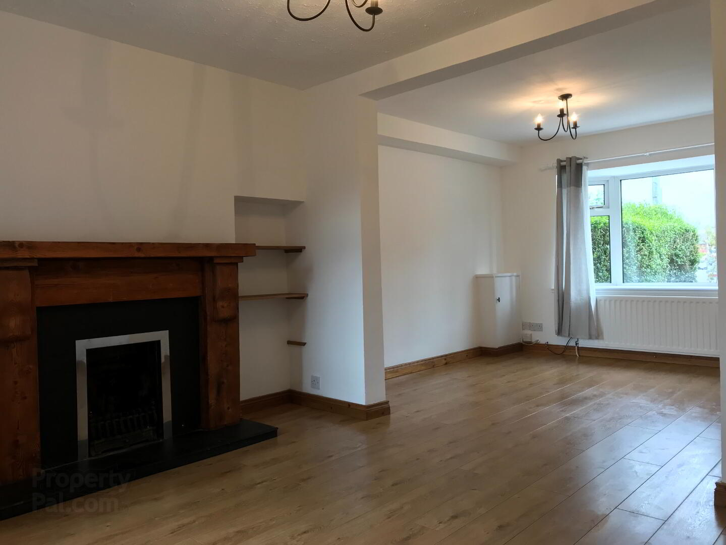 203 Ravenhill Avenue 3 of 10