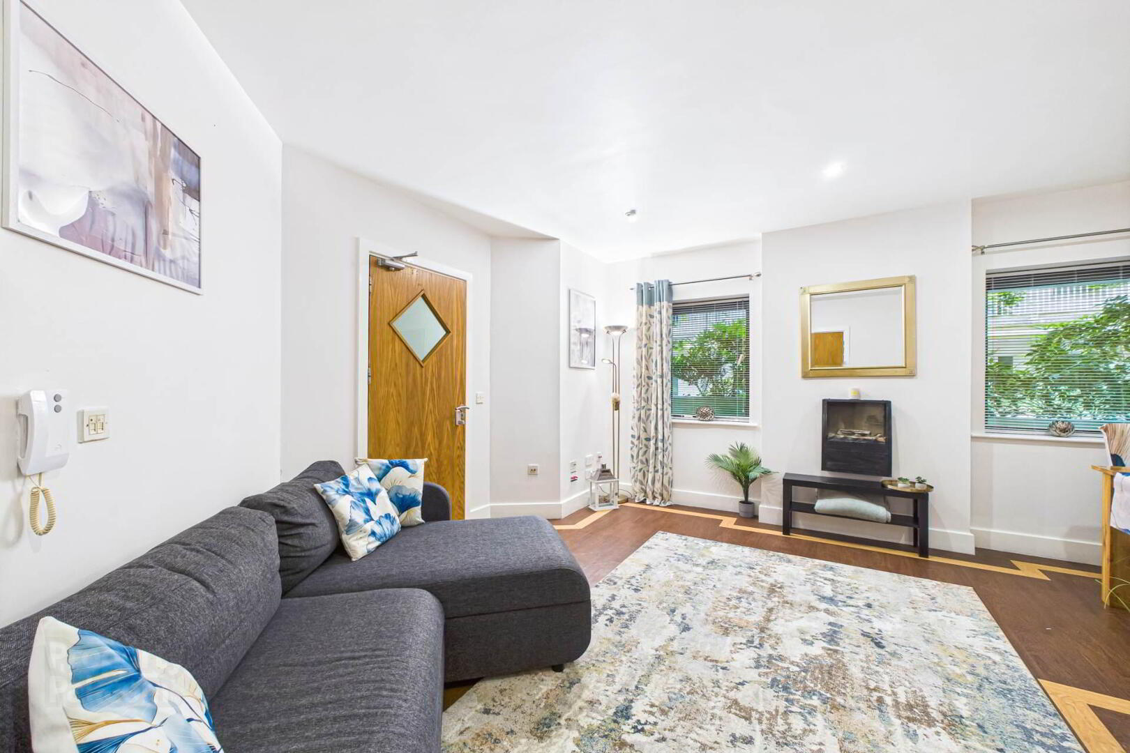 109 Maritana Gate 1 of 18