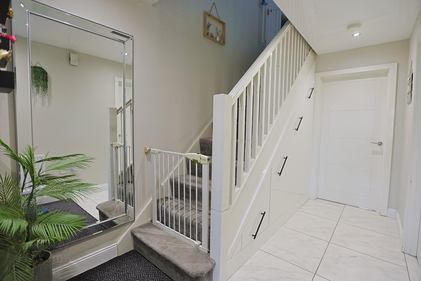 3 Parsons Gate 6 of 71