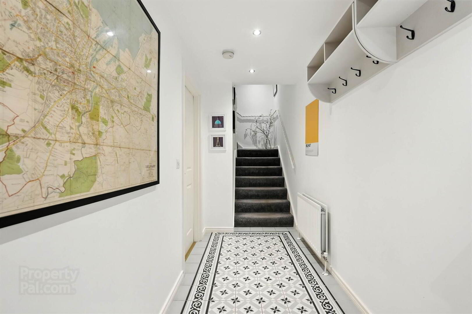 25 Demesne Gate 3 of 25