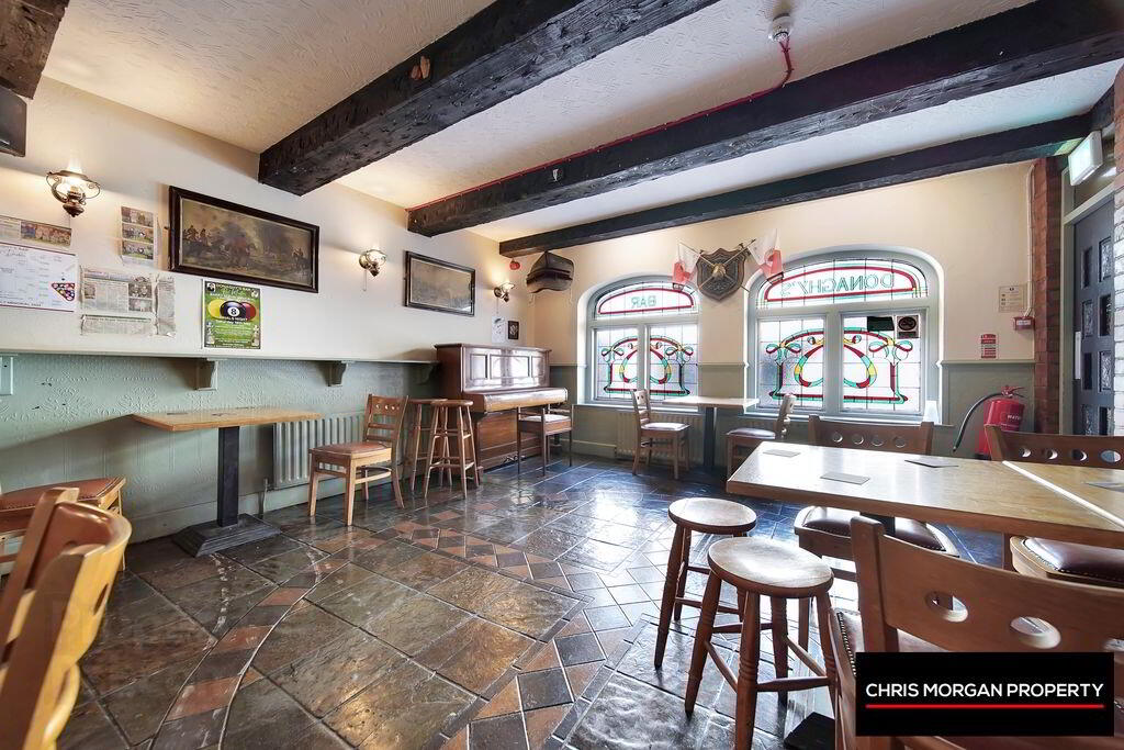 Donaghy's Bar, 26 William Street 6 of 40