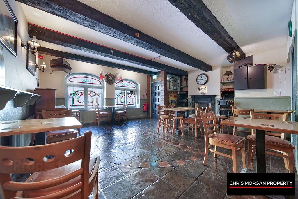 Donaghy's Bar, 26 William Street 7 of 40