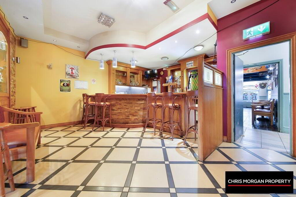 Donaghy's Bar, 26 William Street 14 of 40