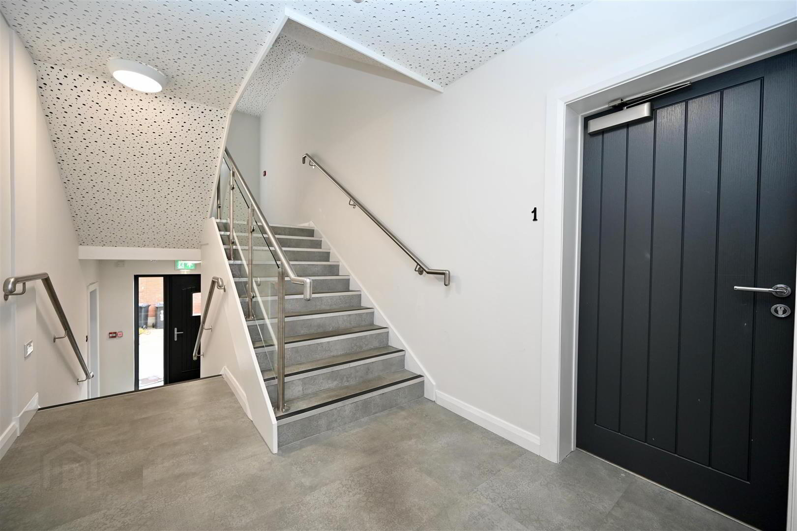 property description image