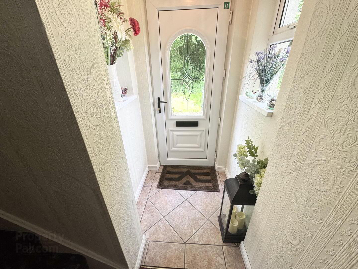 1 Meadow View Crescent 4 of 18