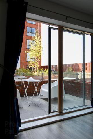 202 Portland 88, 55 Ormeau Road 17 of 19