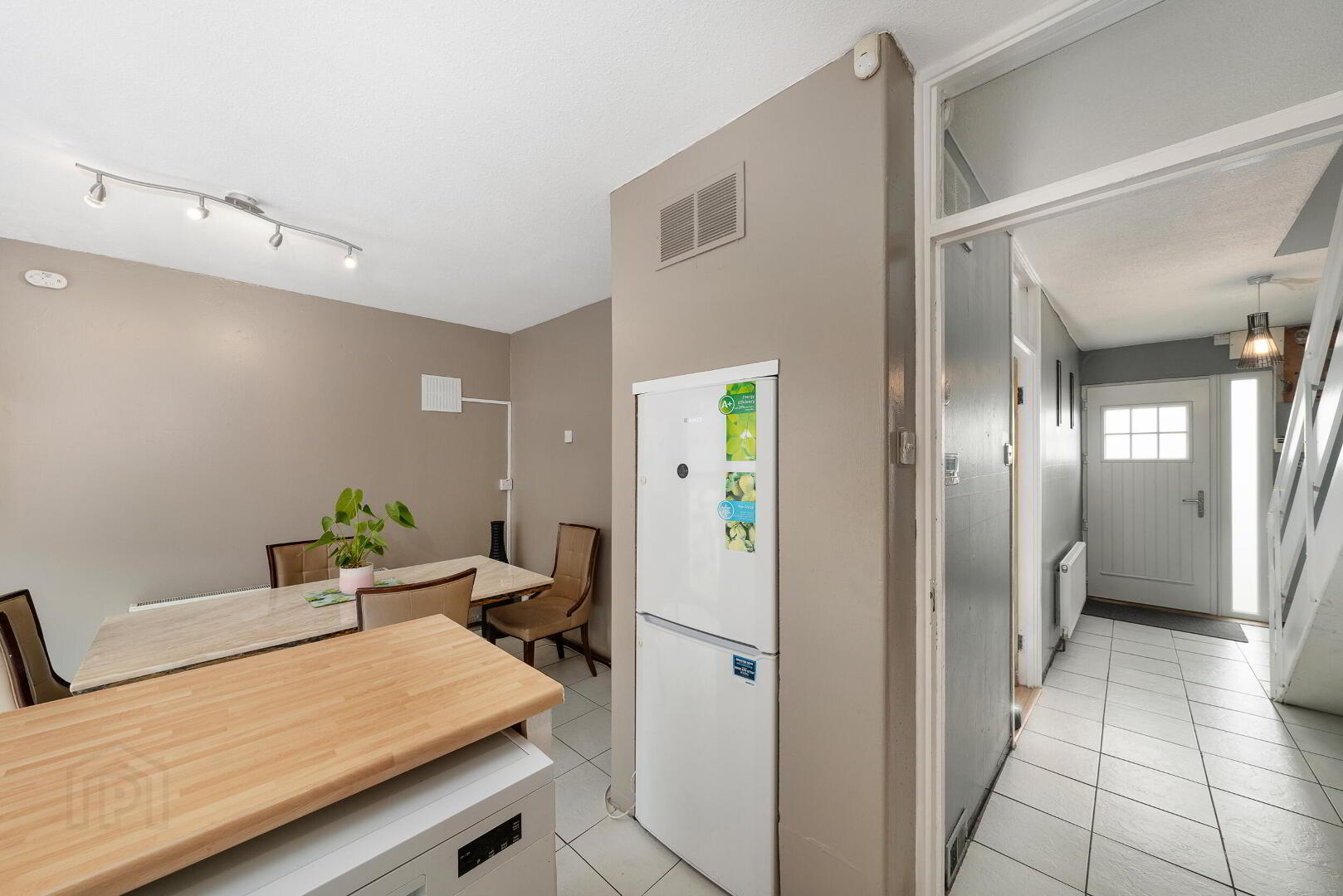 13 Valeview Drive 7 of 33