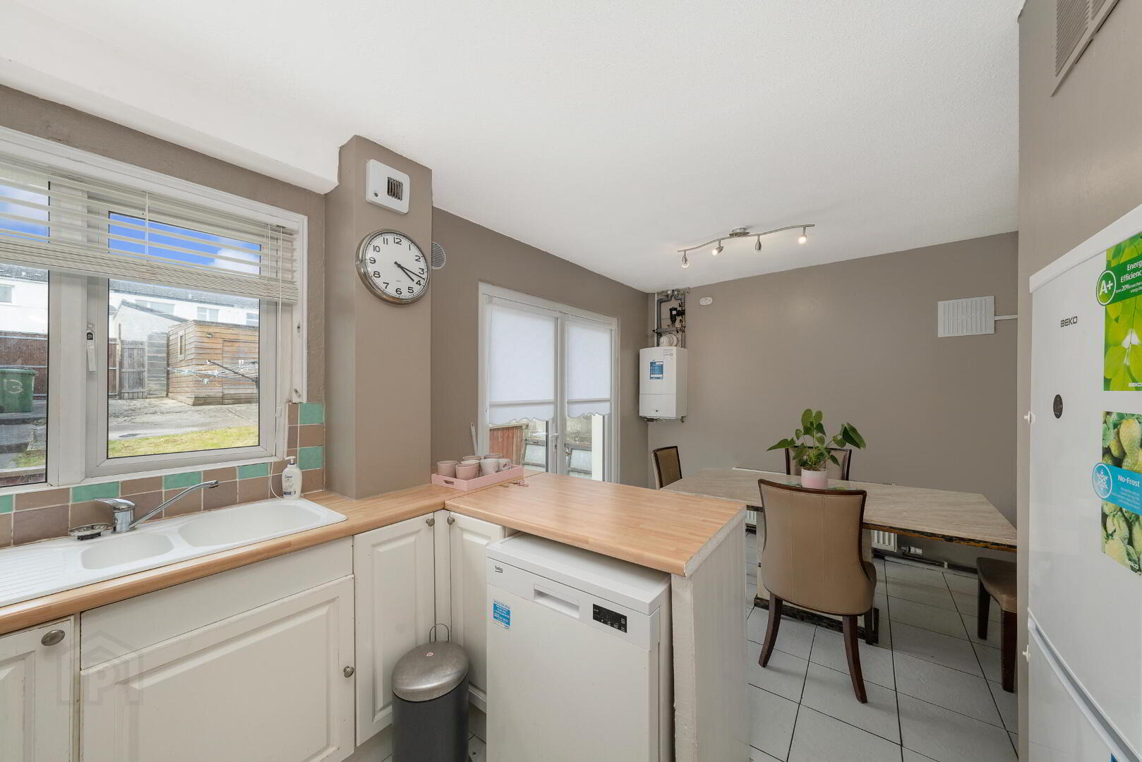 13 Valeview Drive 9 of 33