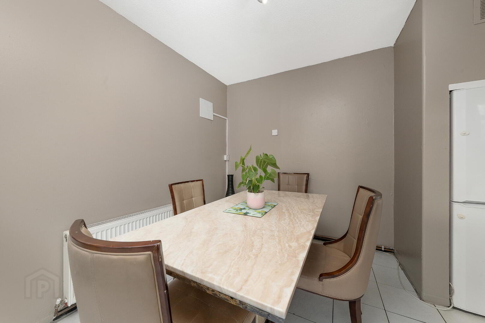 13 Valeview Drive 11 of 33
