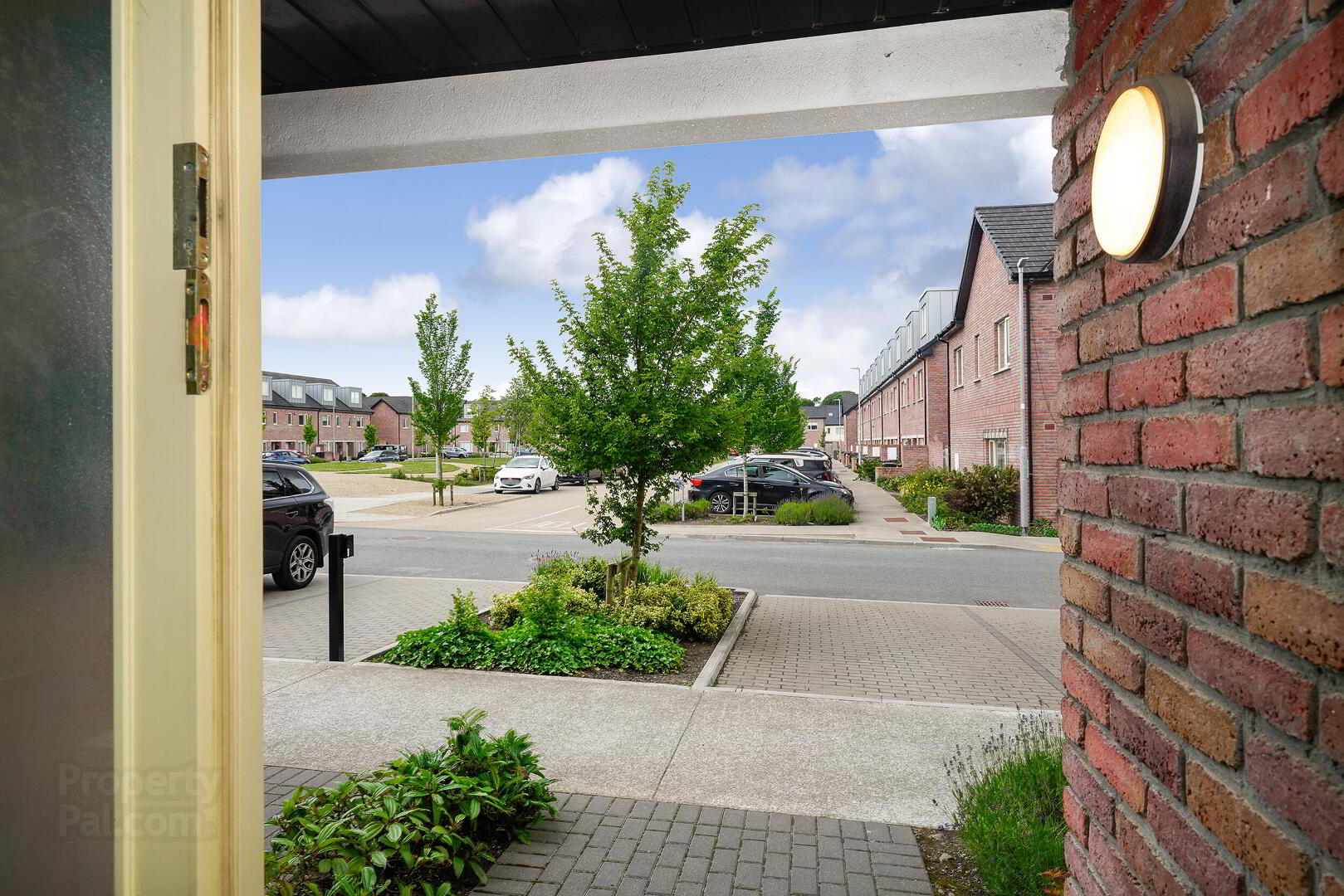 property description image