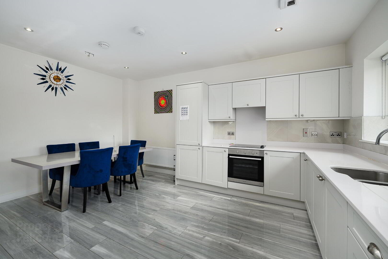 58 Parklands Place 9 of 32