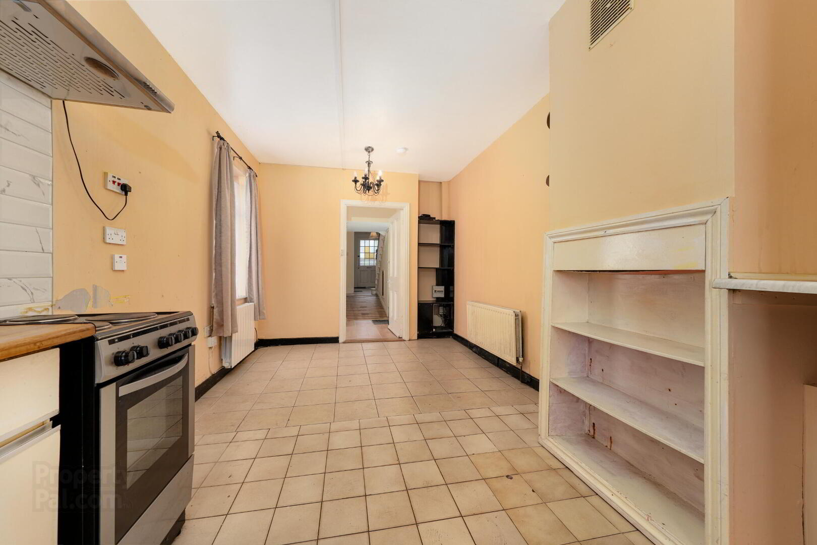 82 Botanic Road 11 of 45
