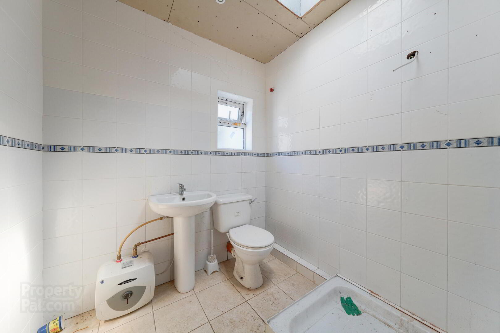 82 Botanic Road 34 of 45