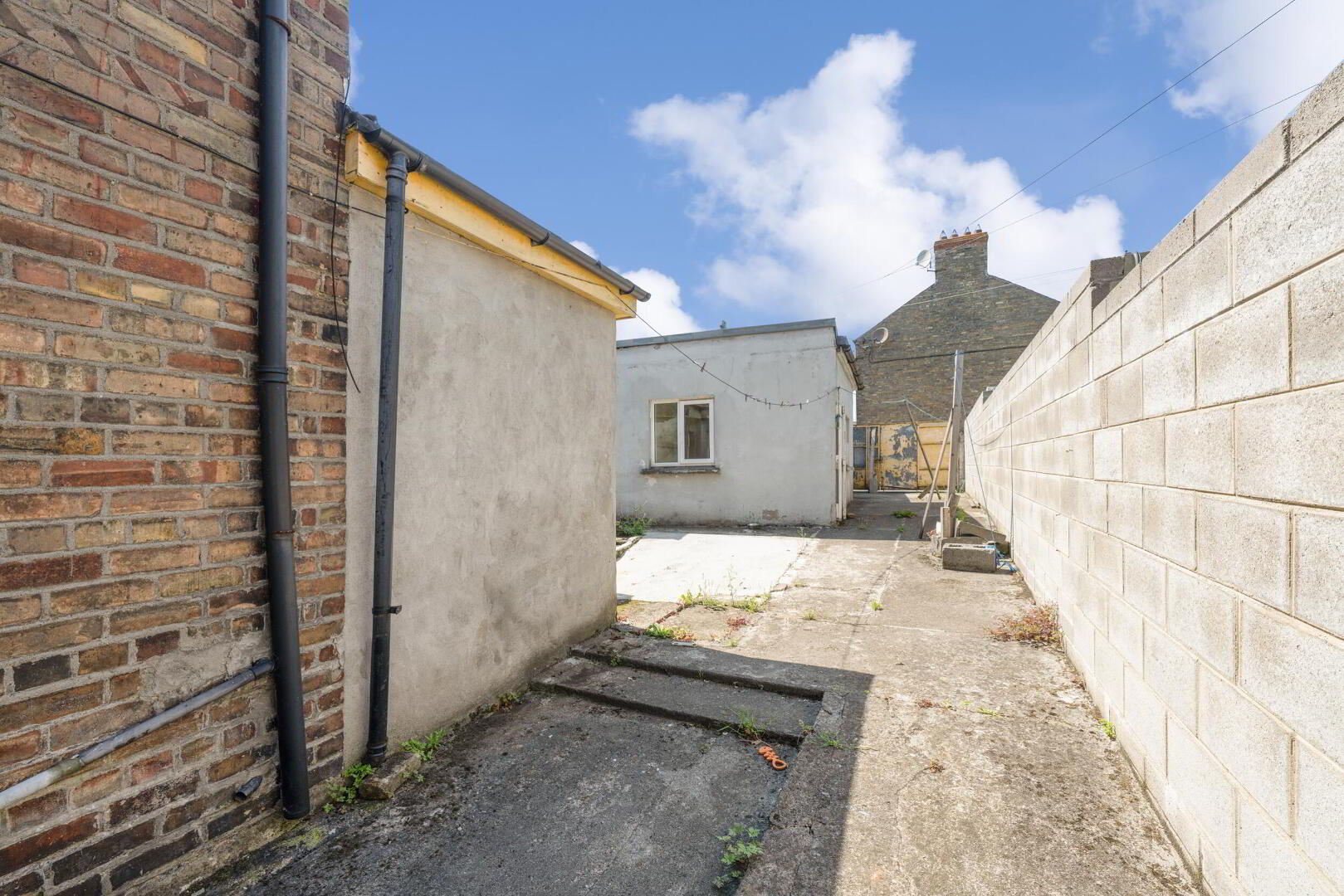 82 Botanic Road 36 of 45