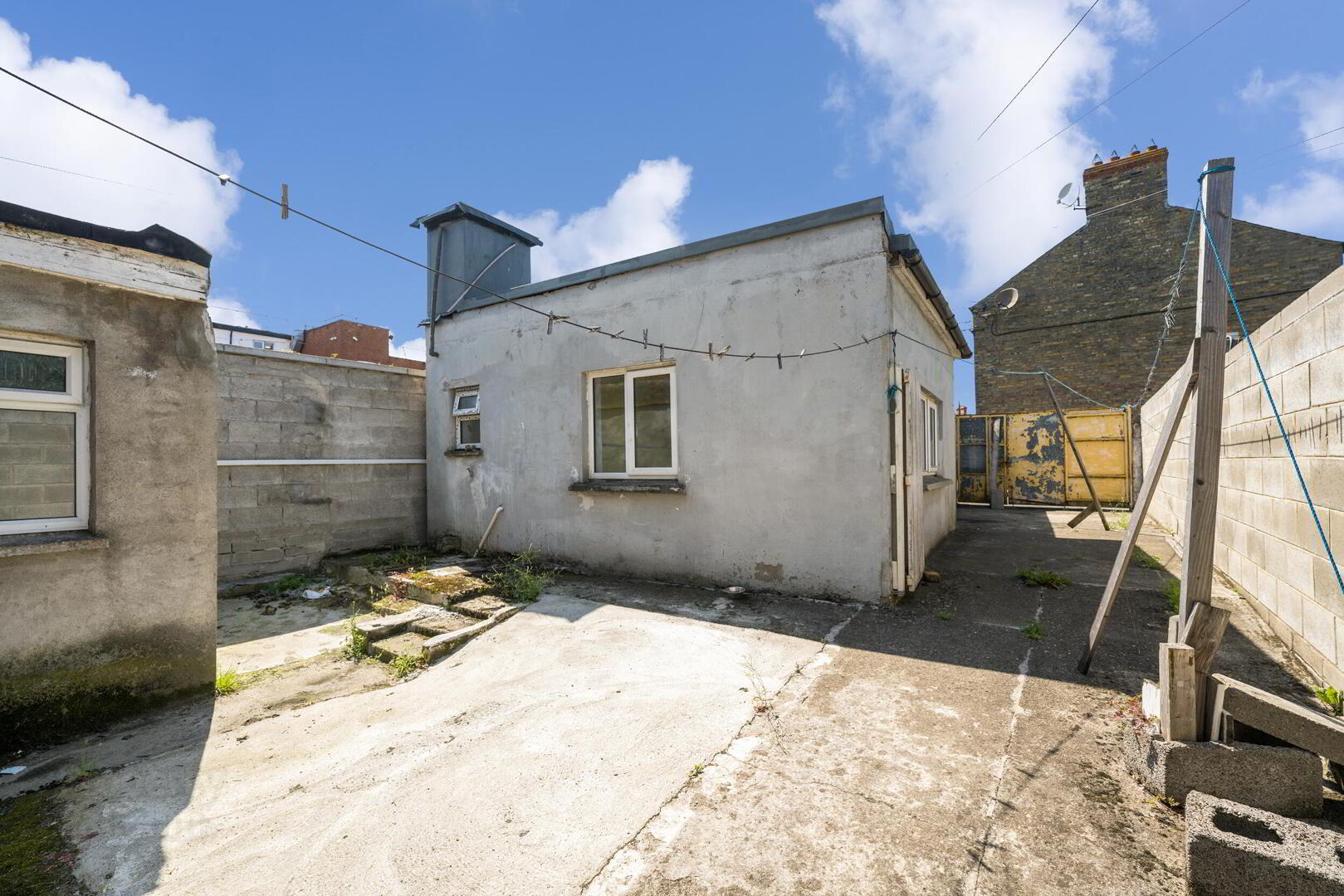 82 Botanic Road 37 of 45