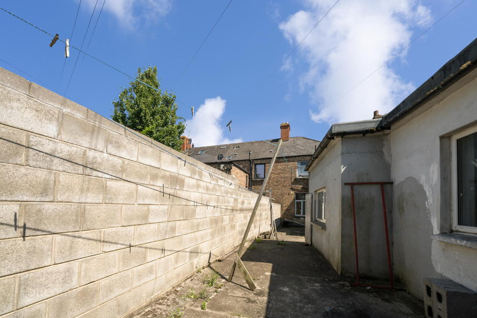 82 Botanic Road 42 of 45