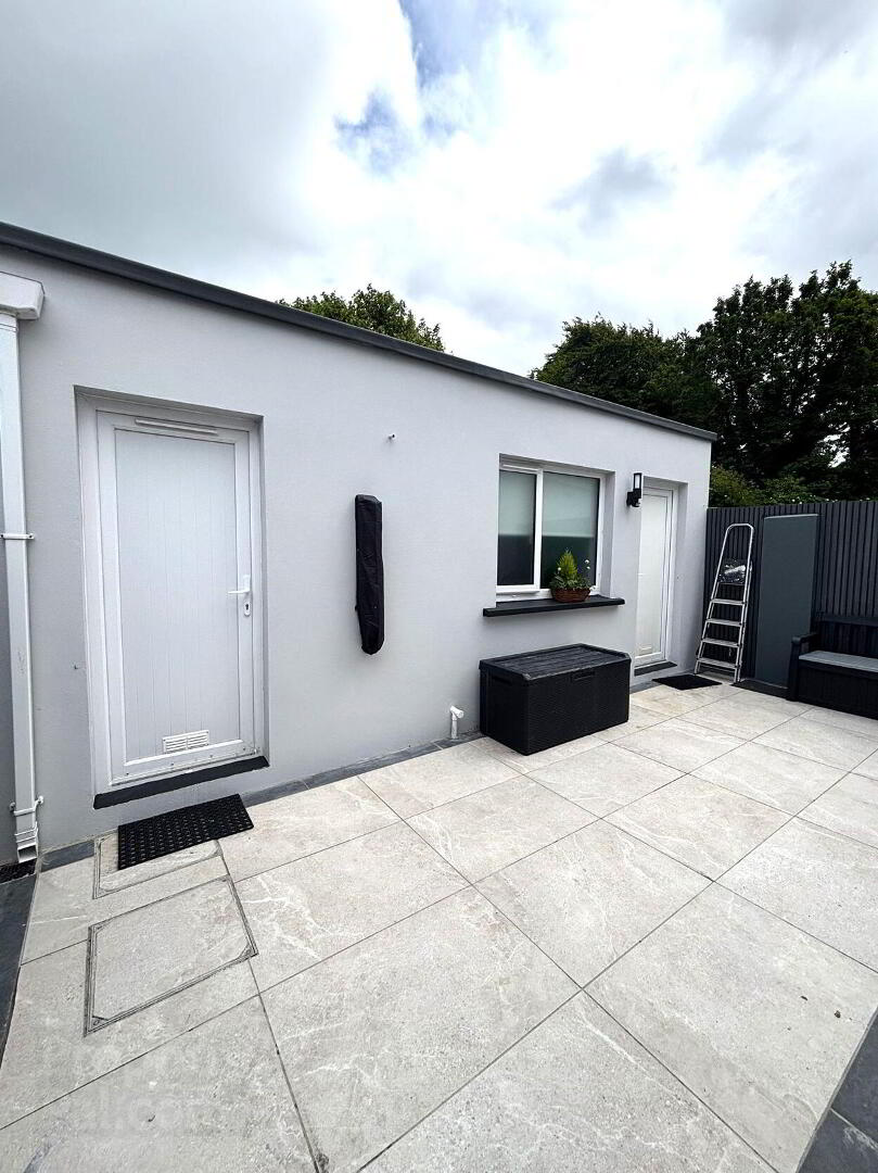 property description image