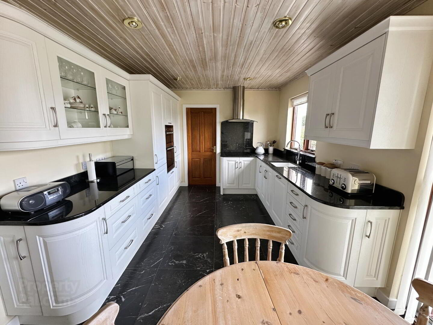 33 Kiloanin Crescent 11 of 24