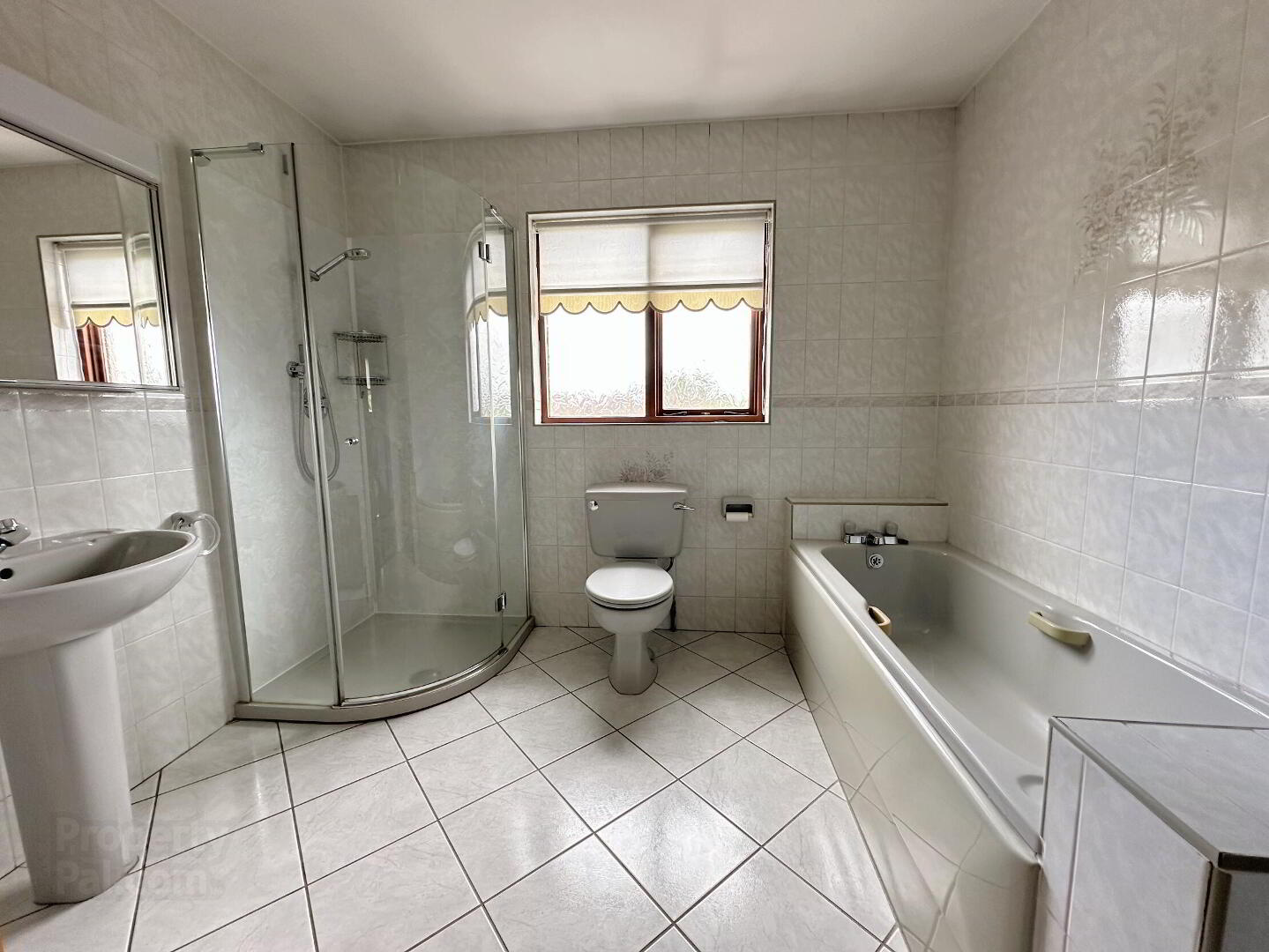 33 Kiloanin Crescent 18 of 24
