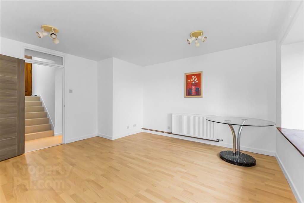 8c Stranmillis Court 5 of 17