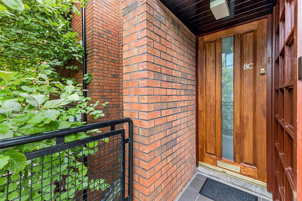 property description image