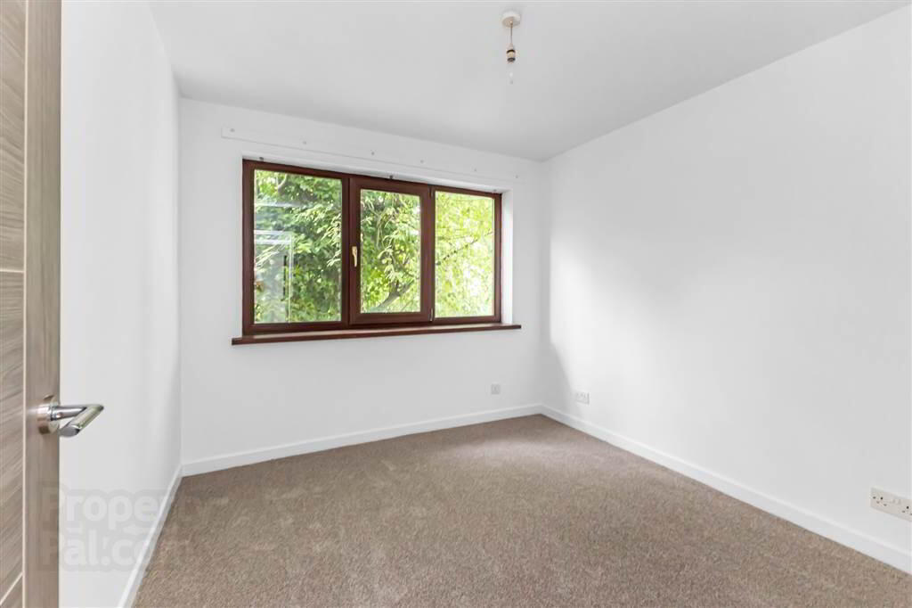 8c Stranmillis Court 13 of 17