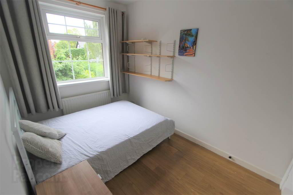 5c Windsor Close 6 of 8
