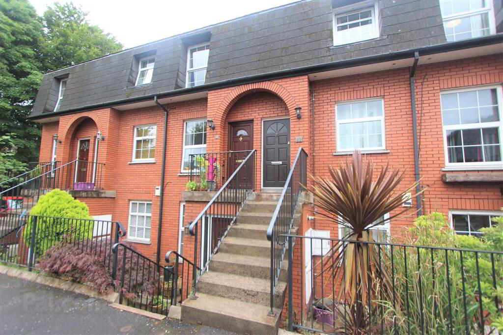 5c Windsor Close 1 of 8