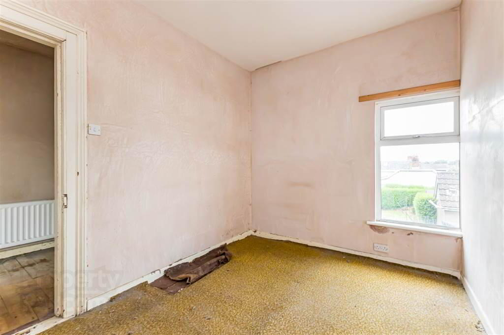PREFERABLY CASH OFFERS, 57 Antrim Road 16 of 23