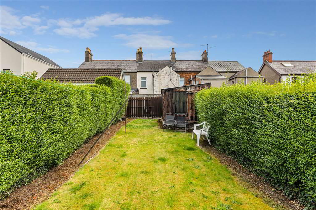 PREFERABLY CASH OFFERS, 57 Antrim Road 20 of 23