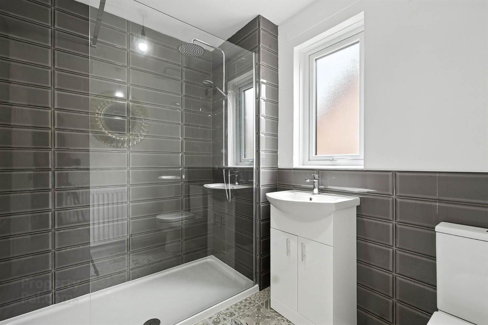 8 Riverside Avenue 9 of 20