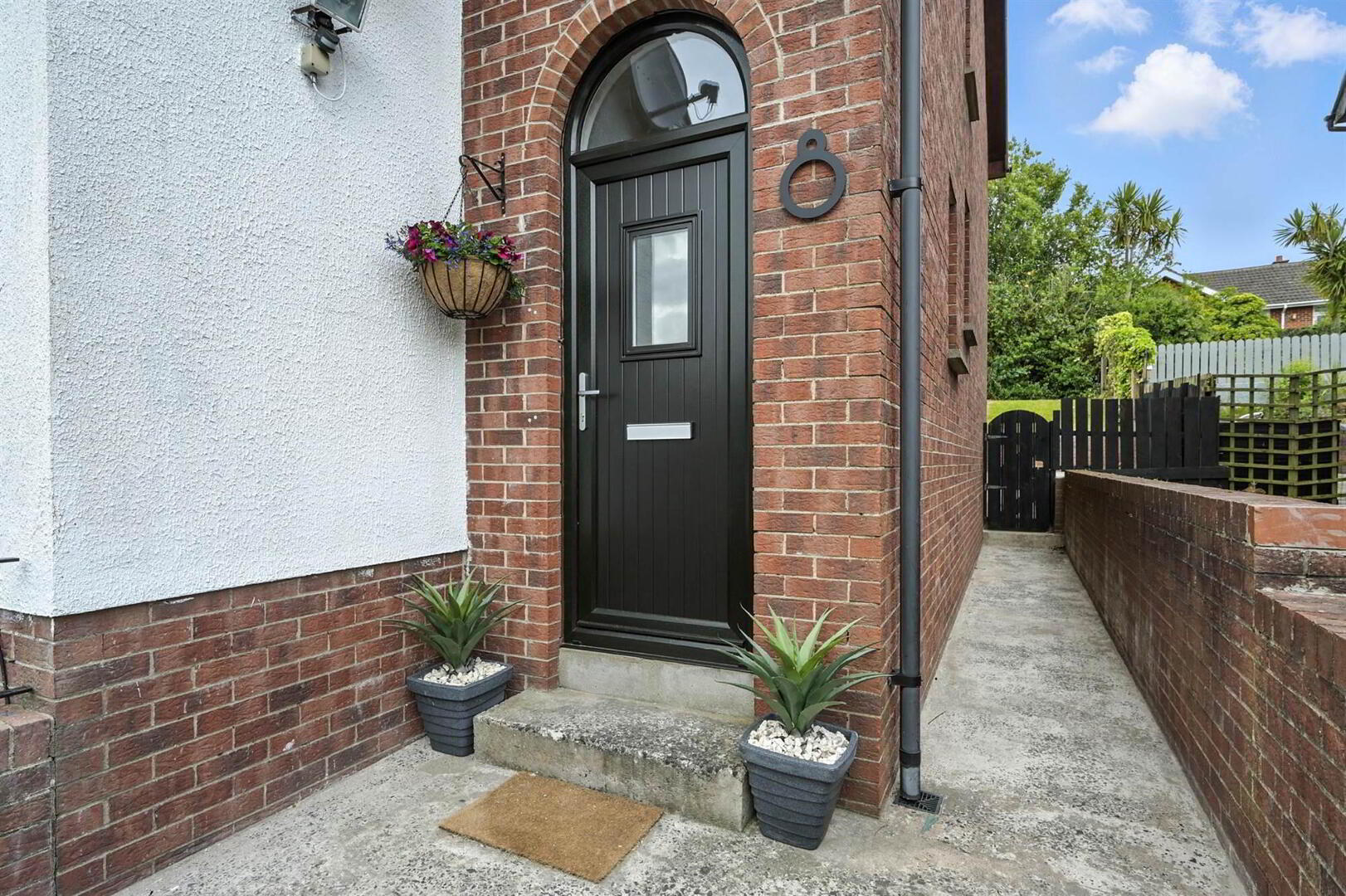 property description image