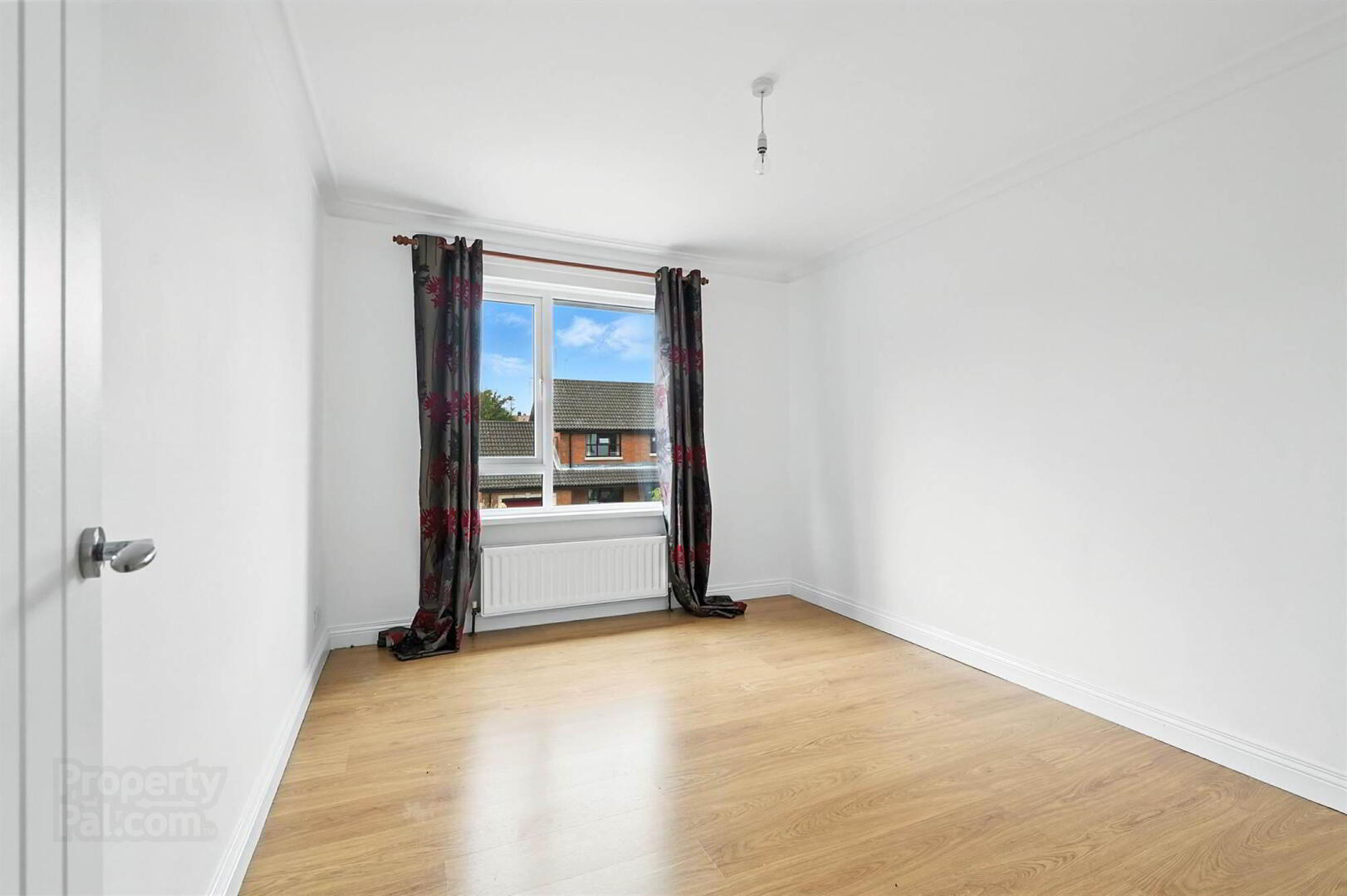 8 Riverside Avenue 14 of 20