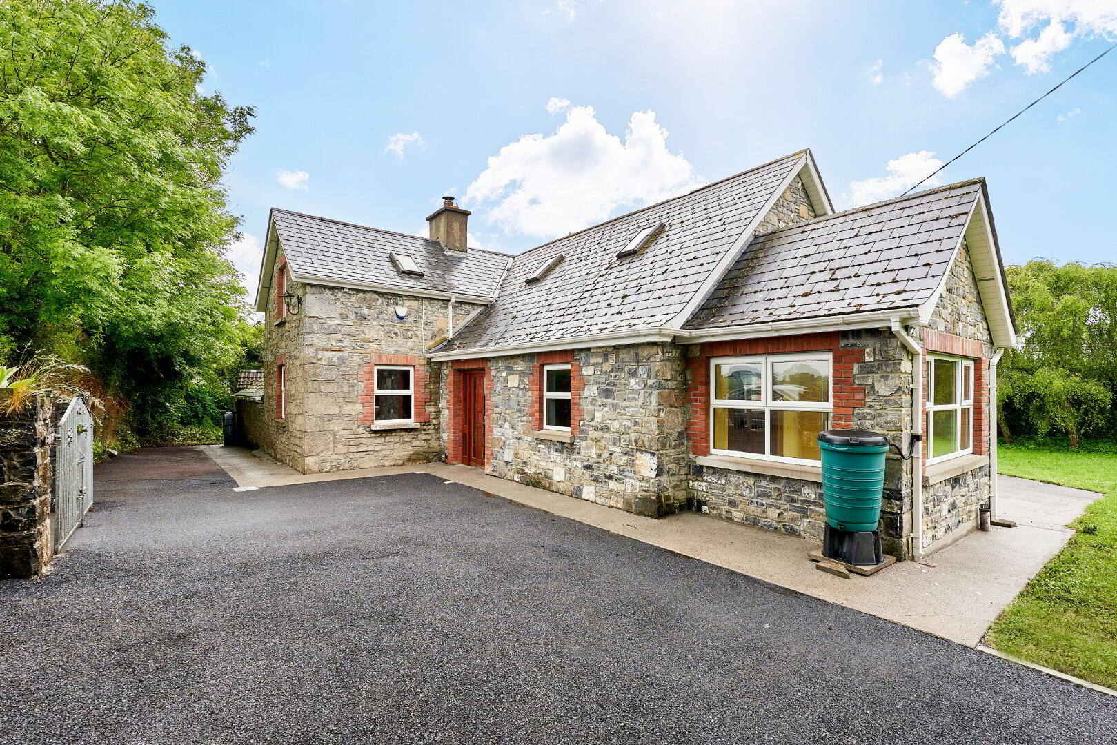 property description image