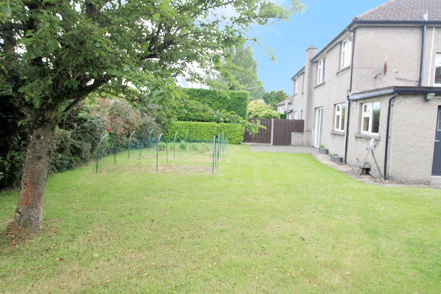 105 Muirhevna 17 of 19